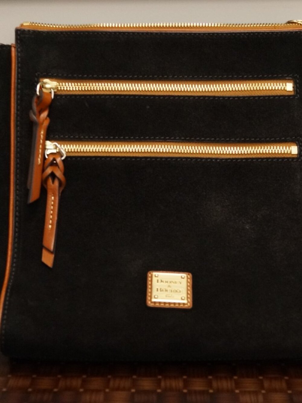 Dooney & Bourke Black Suede Large Peyton Triple Zip Crossbody QVC A343035 USED